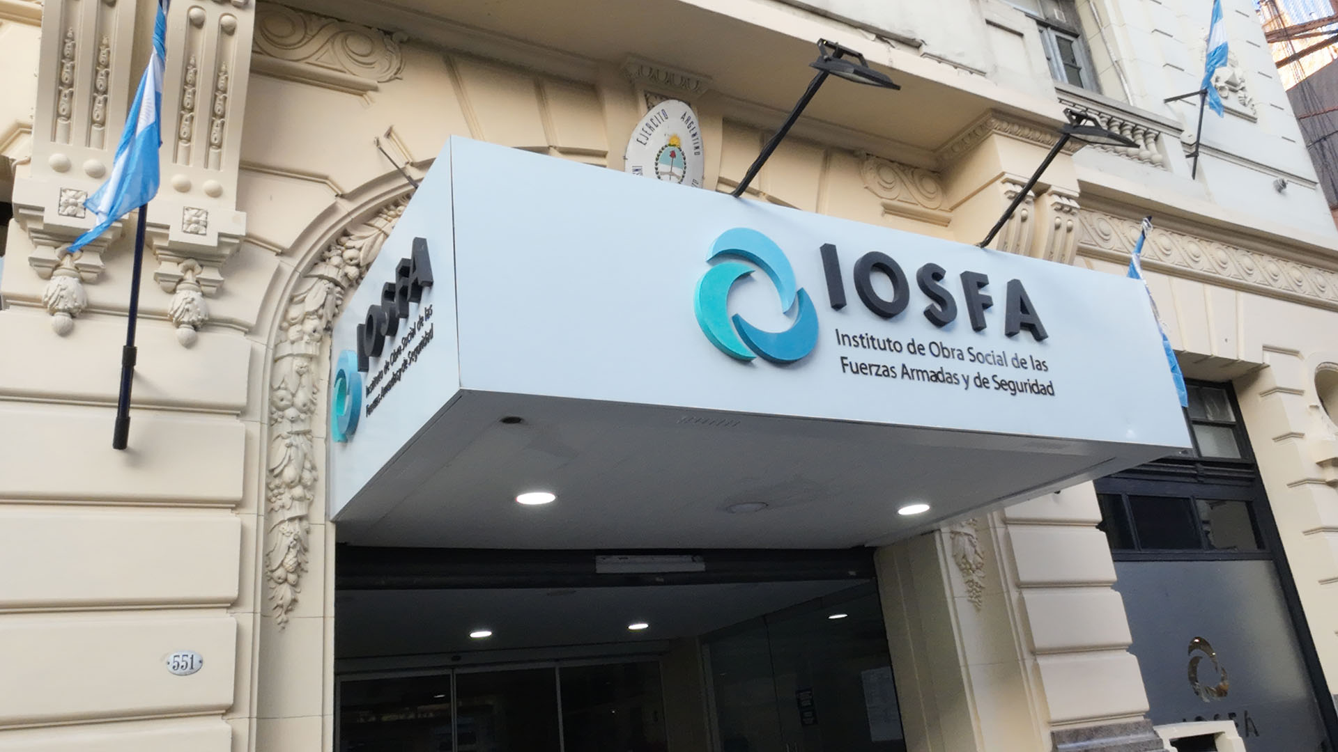 Crisis en la obra social IOSFA: el Ministerio de Defensa debió asistir por primera vez en su historia con $15.000 millones para saldar deuda con droguerías