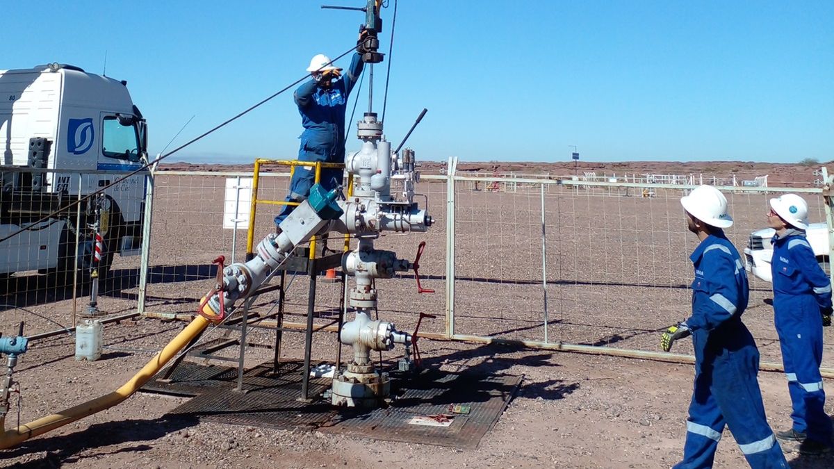 Petroleros crean un seguro de vida obligatorio que garantiza el salario por cinco años en caso de accidente laboral