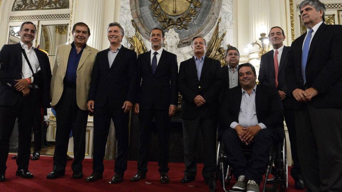 El texto completo de la adenda Vaca Muerta que Luis Caputo y Diego Santilli pusieron como ejemplo para la Reforma Laboral libertaria