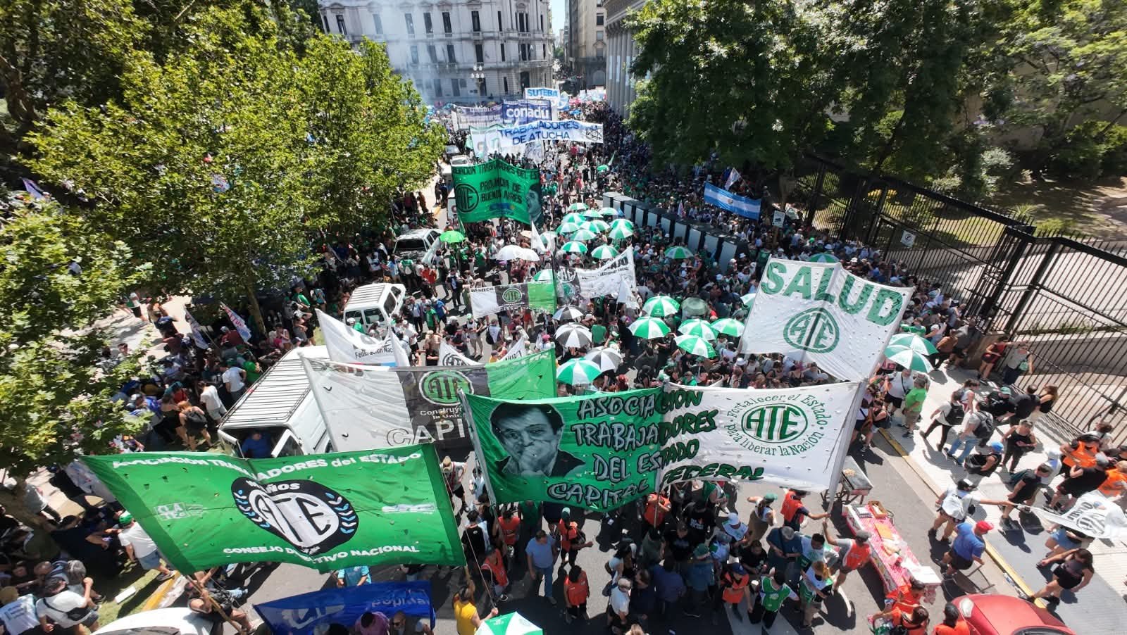 ATE desconfía y cree que "a pesar de lo que dijo Bullrich, el Gobierno buscará tratar la reforma laboral antes de febrero"