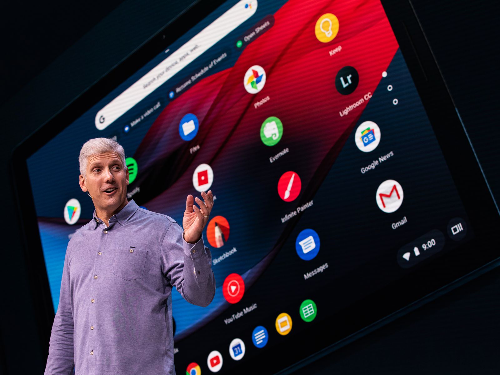 Rick Osterloh vicepresidente snior de dispositivos y servicios de Google.