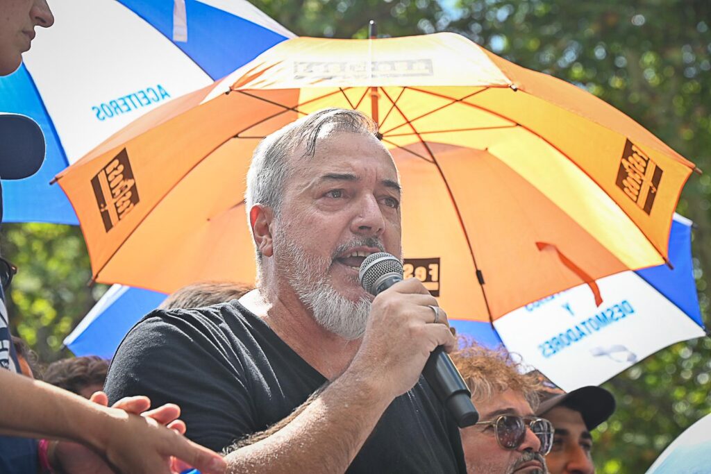 Bullrich elogió la "racionalidad" de UPCN y profundizó la grieta entre los estatales: "Pocas cosas debe haber más vergonzosas para un gremialista"