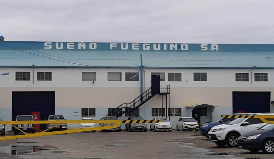 Se acelera la destrucción en Tierra del Fuego y la textil Sueño Fueguino suspendió por 3 meses a su personal