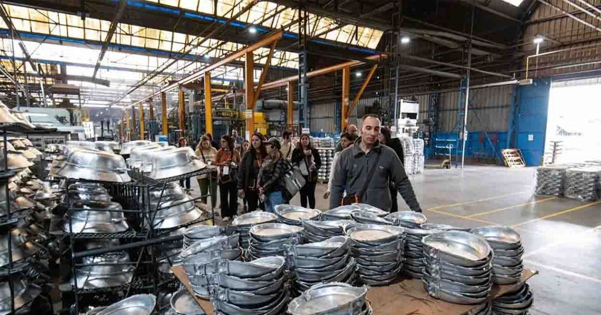 Sólo en diciembre más de 100 mil trabajadores formales fueron despedidos sin causa y cobraron la prestación por desempleo