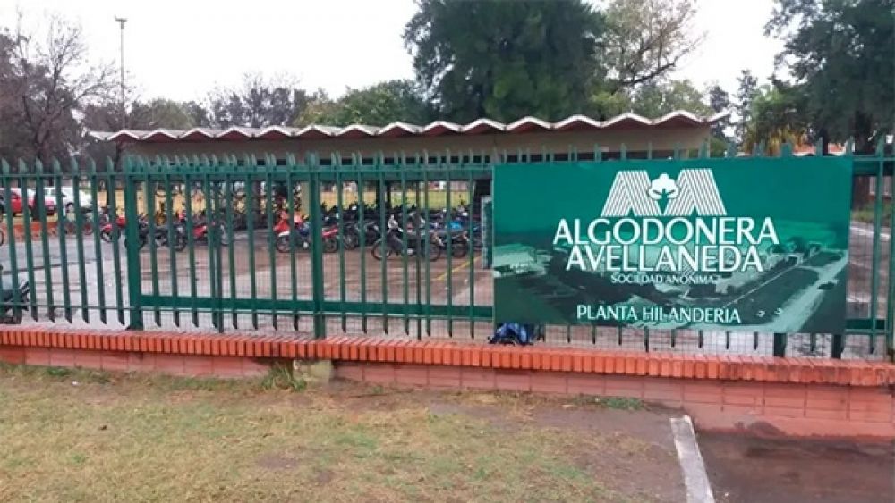 "¿Tienen idea lo que es no tener para comer?", la pregunta de los trabajadores y los empresarios de Algodonera Avellaneda