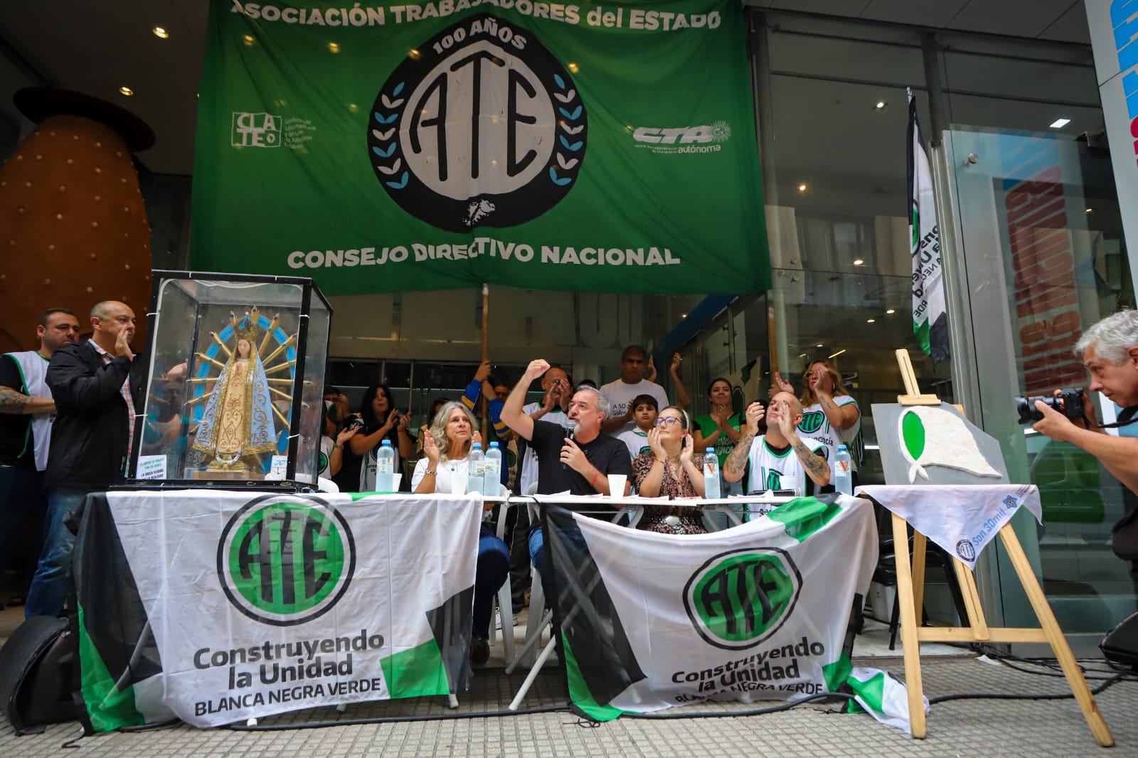 Para ATE, “el 3,4% de inflación es un fracaso rotundo de los supuestos expertos en economía Milei y Caputo”