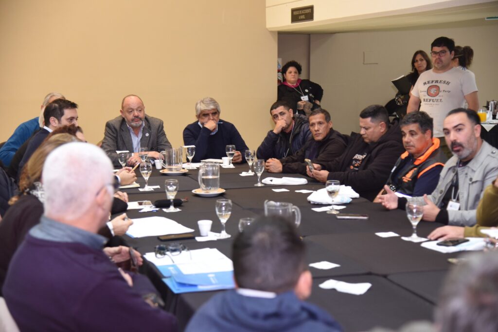 Correa abrió el Congreso Bonaerense del Trabajo: "Este Congreso va a delinear el futuro del trabajo en la provincia y el país"