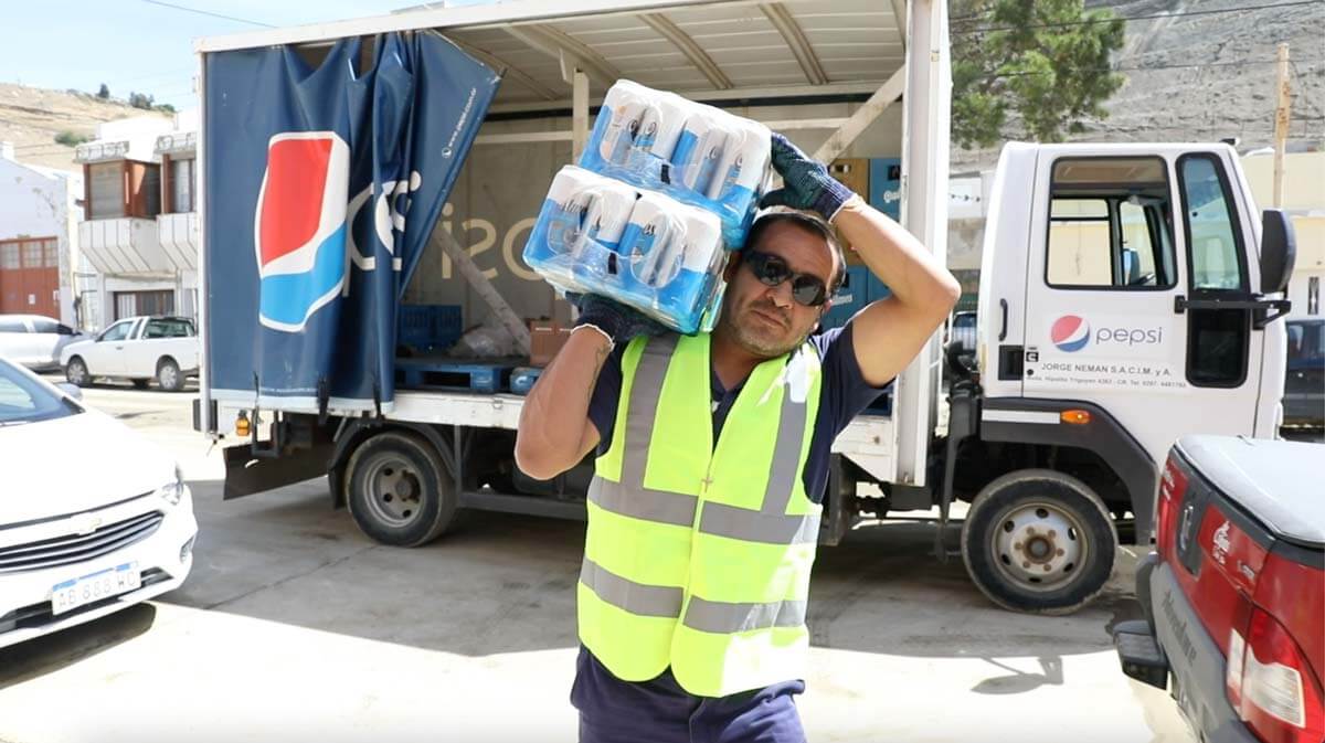 Una tercerizada de Cervecería Quilmes despidió 220 Camioneros y el gremio lanzó un alerta en toda la actividad para "defender cada uno de los puestos de trabajo"