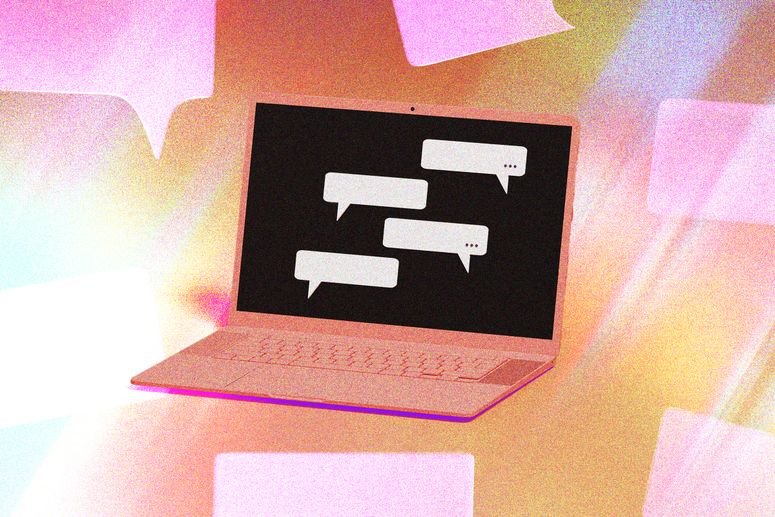 Laptop y burbujas de texto